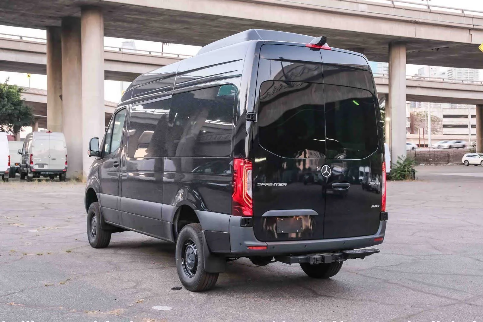 New 2026 Obsidian Black Metallic Mercedes-Benz Passenger 144WB High Roof AWD 2.0L I4 Diesel Turbo image 6