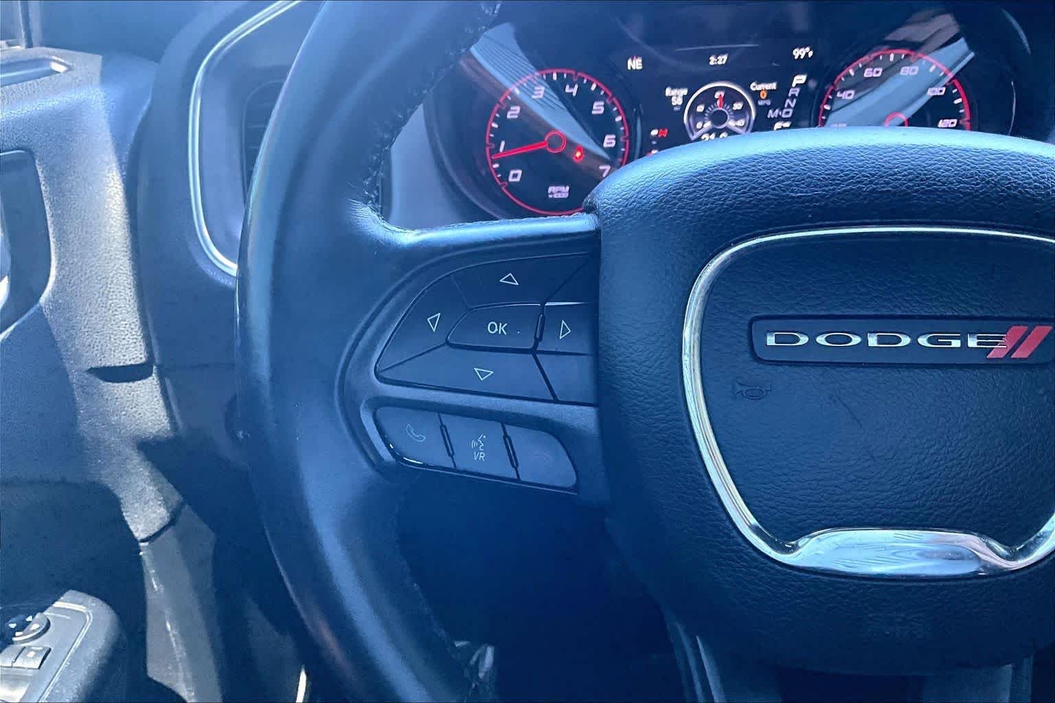 Used 2017 Pitch Black Clearcoat Dodge SE image 23
