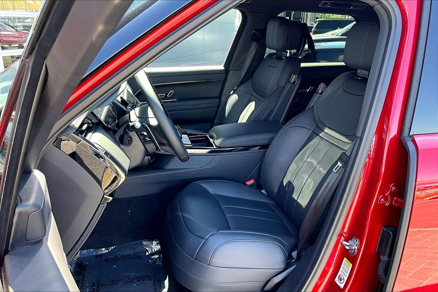 New 2026 Firenze Red Land Rover Dynamic SE image 9