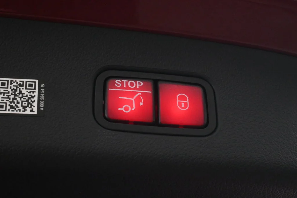 Certified Used 2026 Red Mercedes-Benz GLC 300 image 34