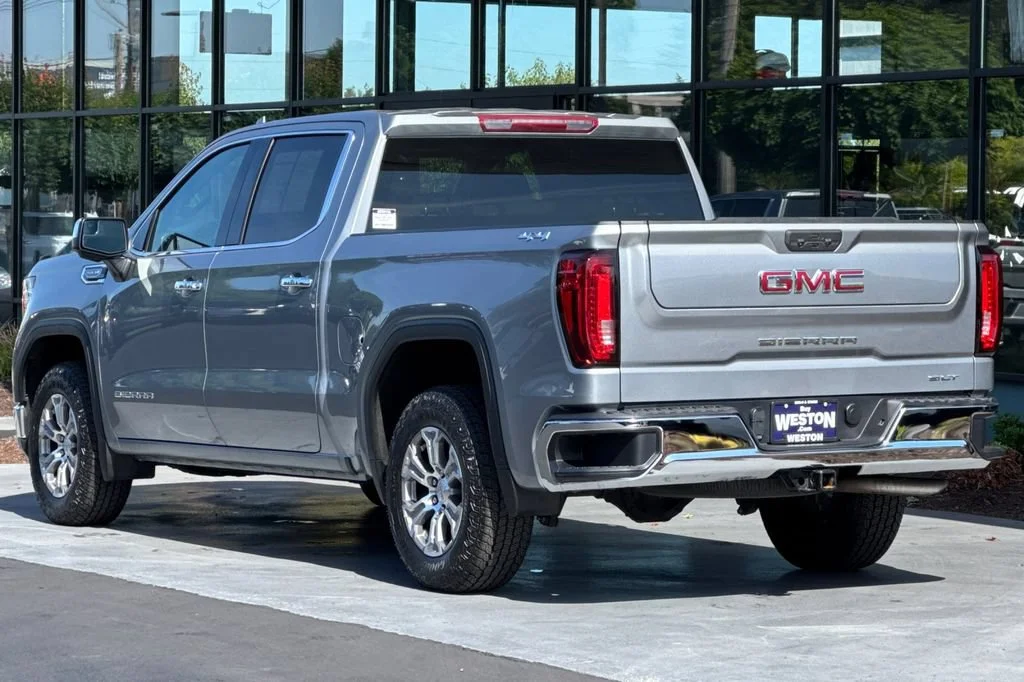 2025 GMC Sierra 1500 SLT - Photo 6