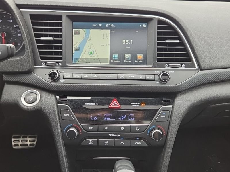 Used 2018 Silver Hyundai Sport image 13