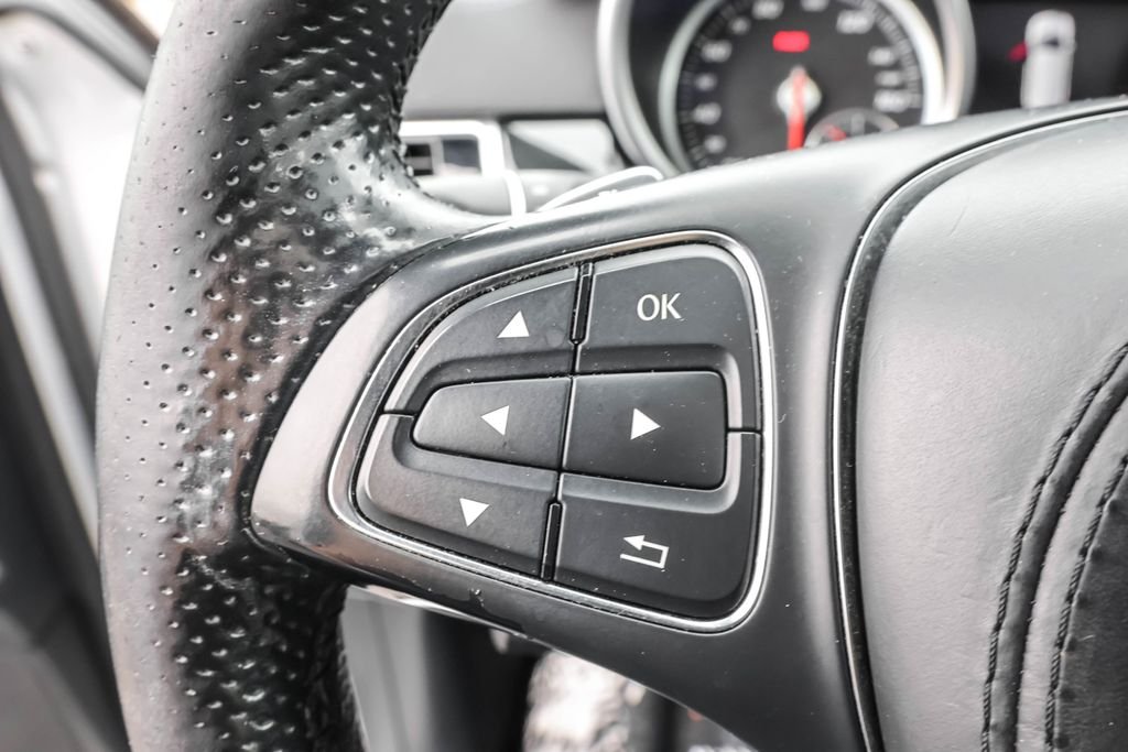 Used 2017  Mercedes-Benz GLS 450 image 20