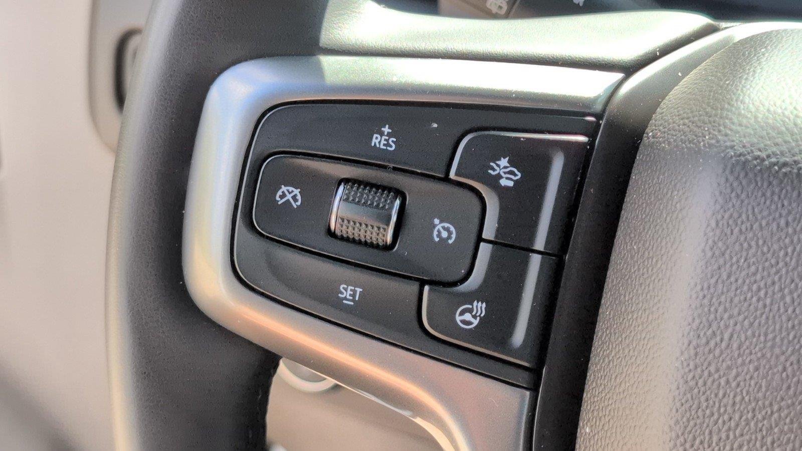 Used 2023 SUMMIT WHITE Chevrolet Z71 image 29