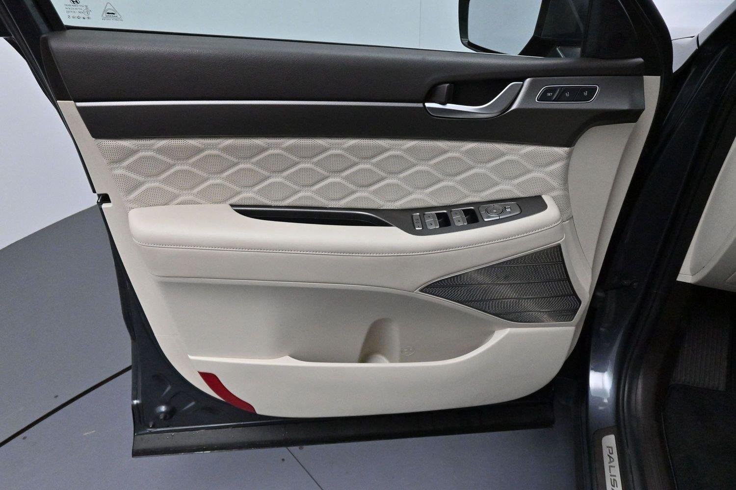 Used 2020 Steel Graphite Hyundai Limited image 12