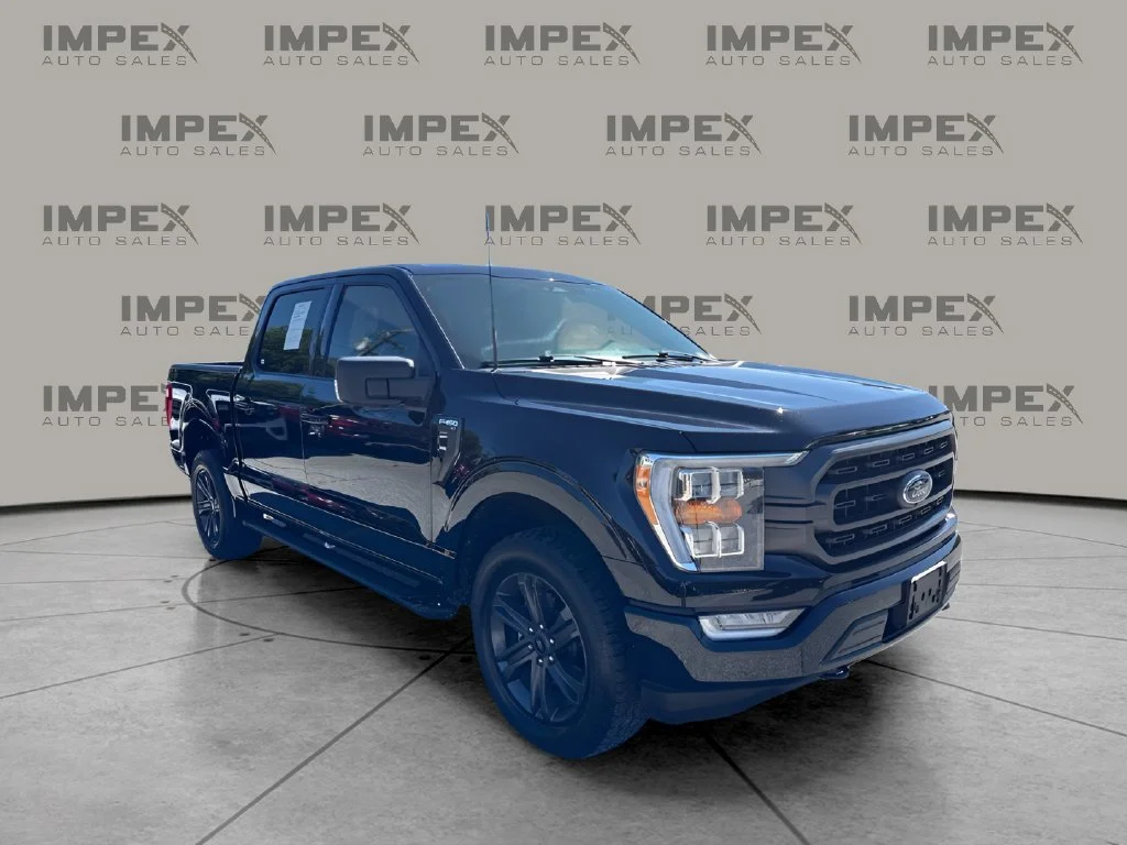Used 2023 Black Ford XLT image 7