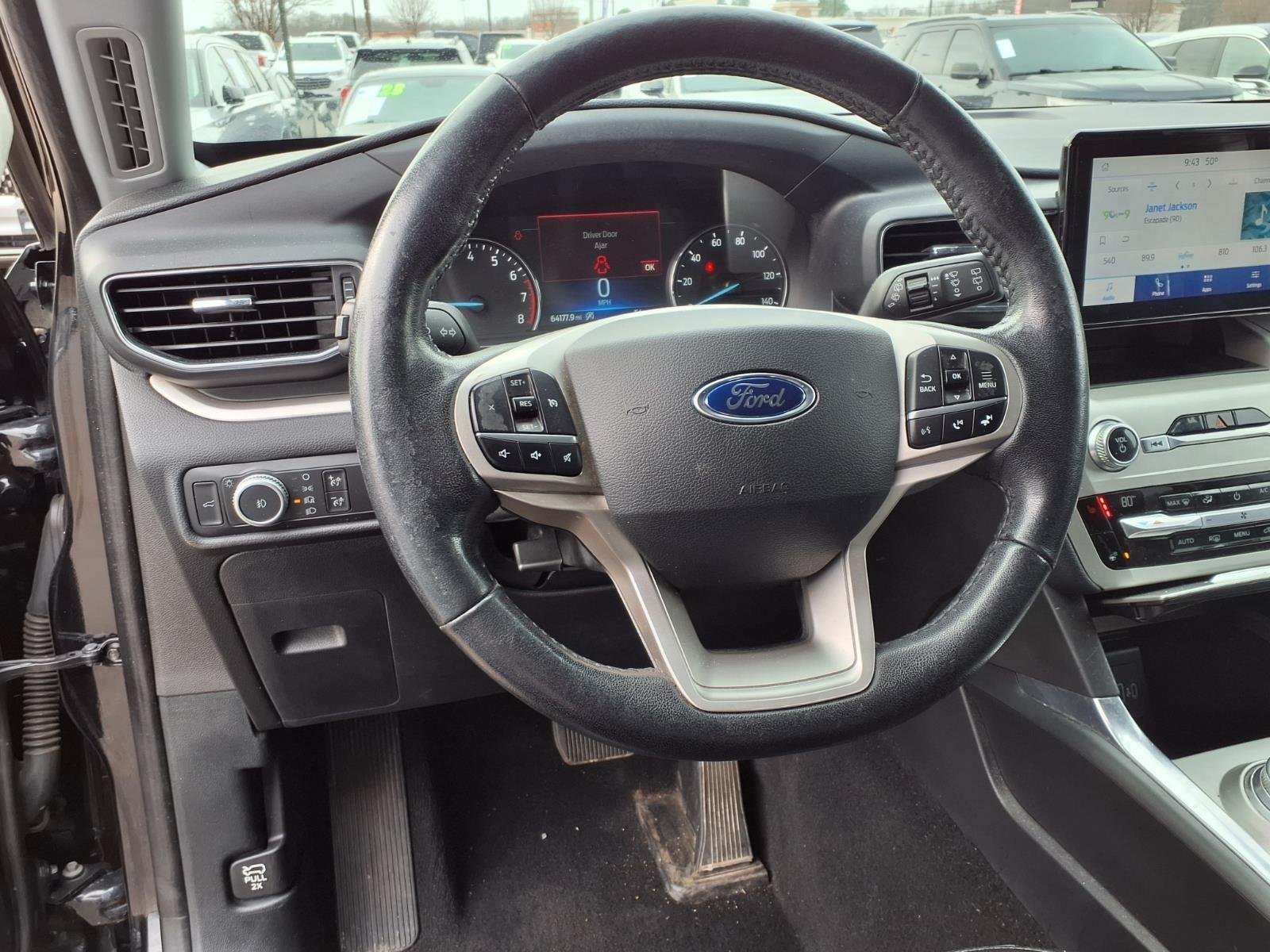 Used 2021 Agate Black Metallic Ford XLT image 18