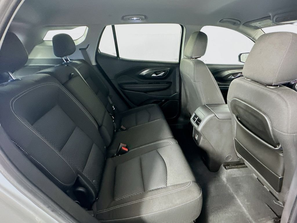 Used 2022 Quicksilver Metallic GMC SLE image 26