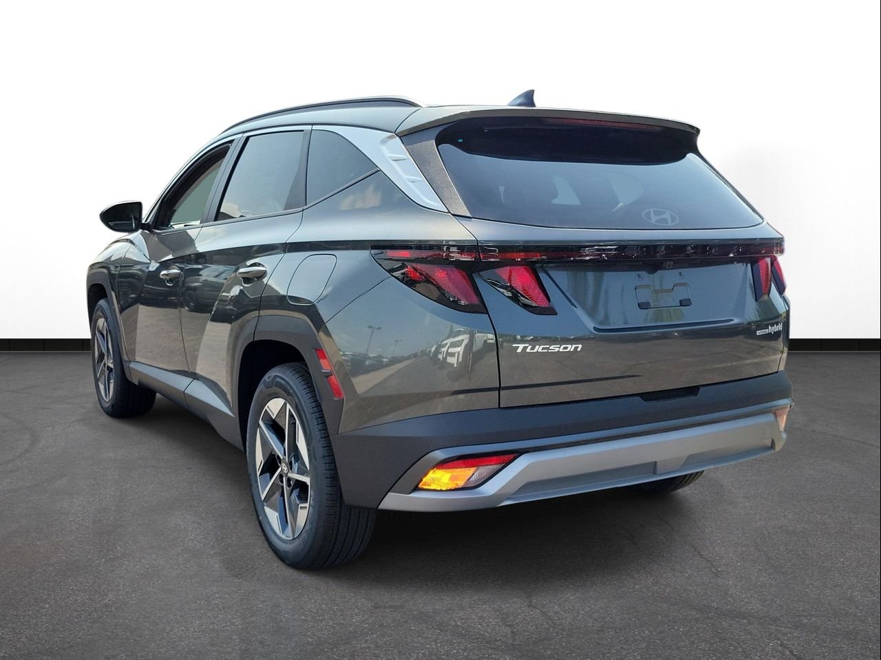 New 2026 Amazon Gray Hyundai SEL AWD image 3