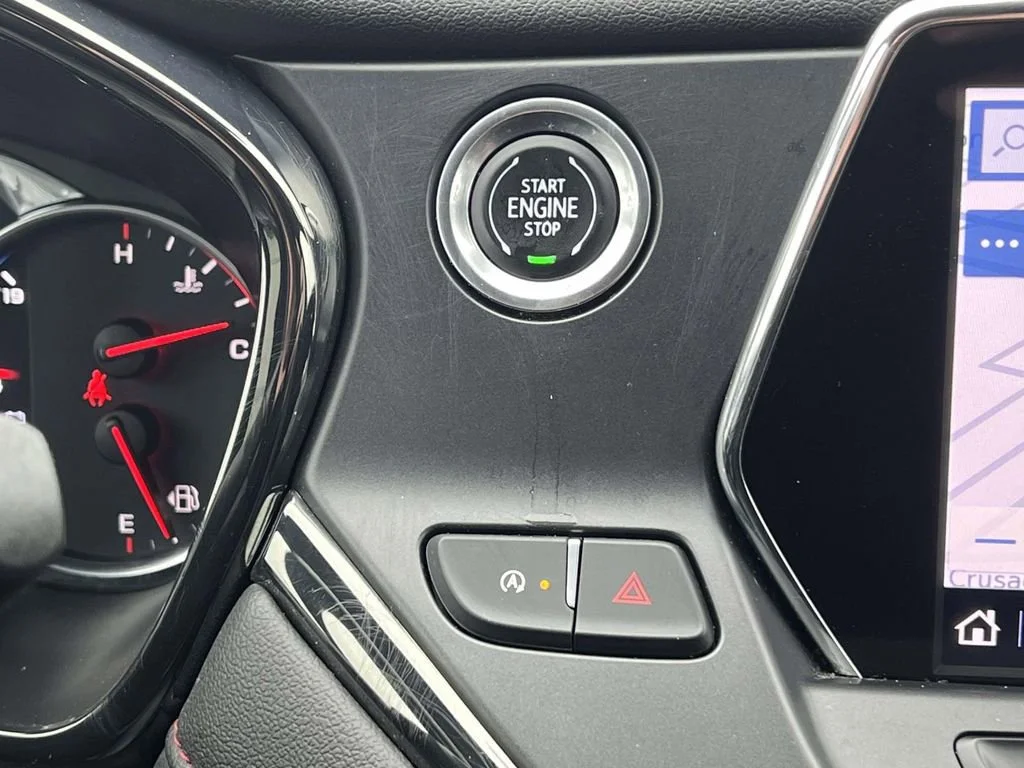 Used 2022 Silver Ice Metallic Chevrolet RS image 24