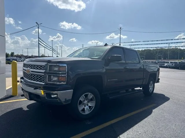 Used 2015 Tungsten Metallic Chevrolet LT image 1