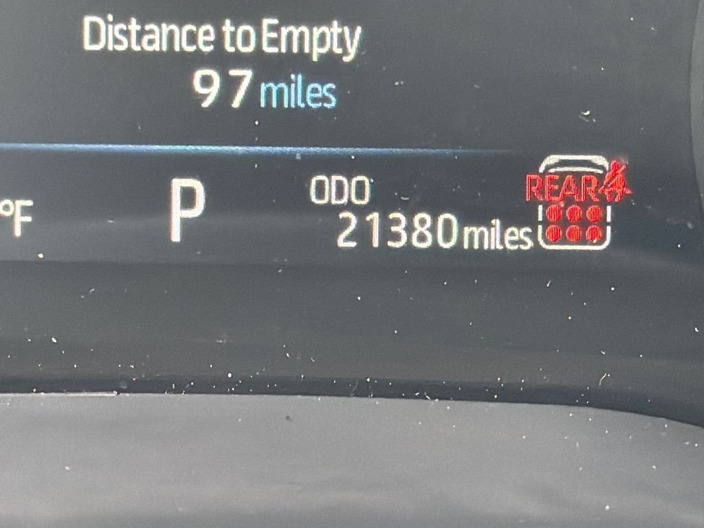 2025 Toyota Sienna XLE - Photo 26
