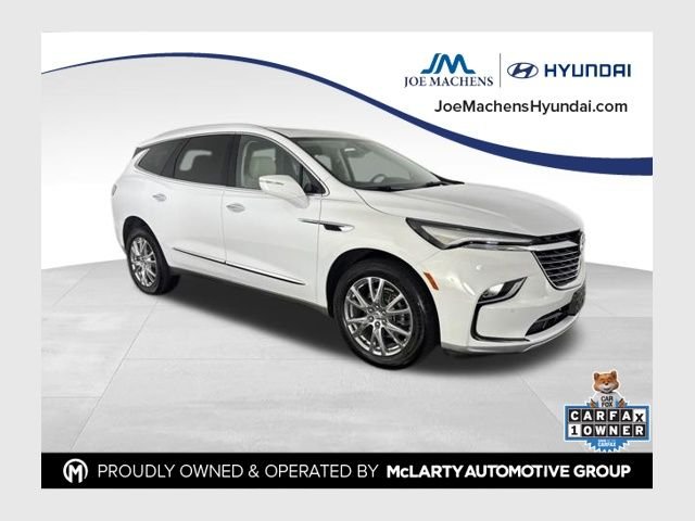 Used 2023 White Buick Essence image 1