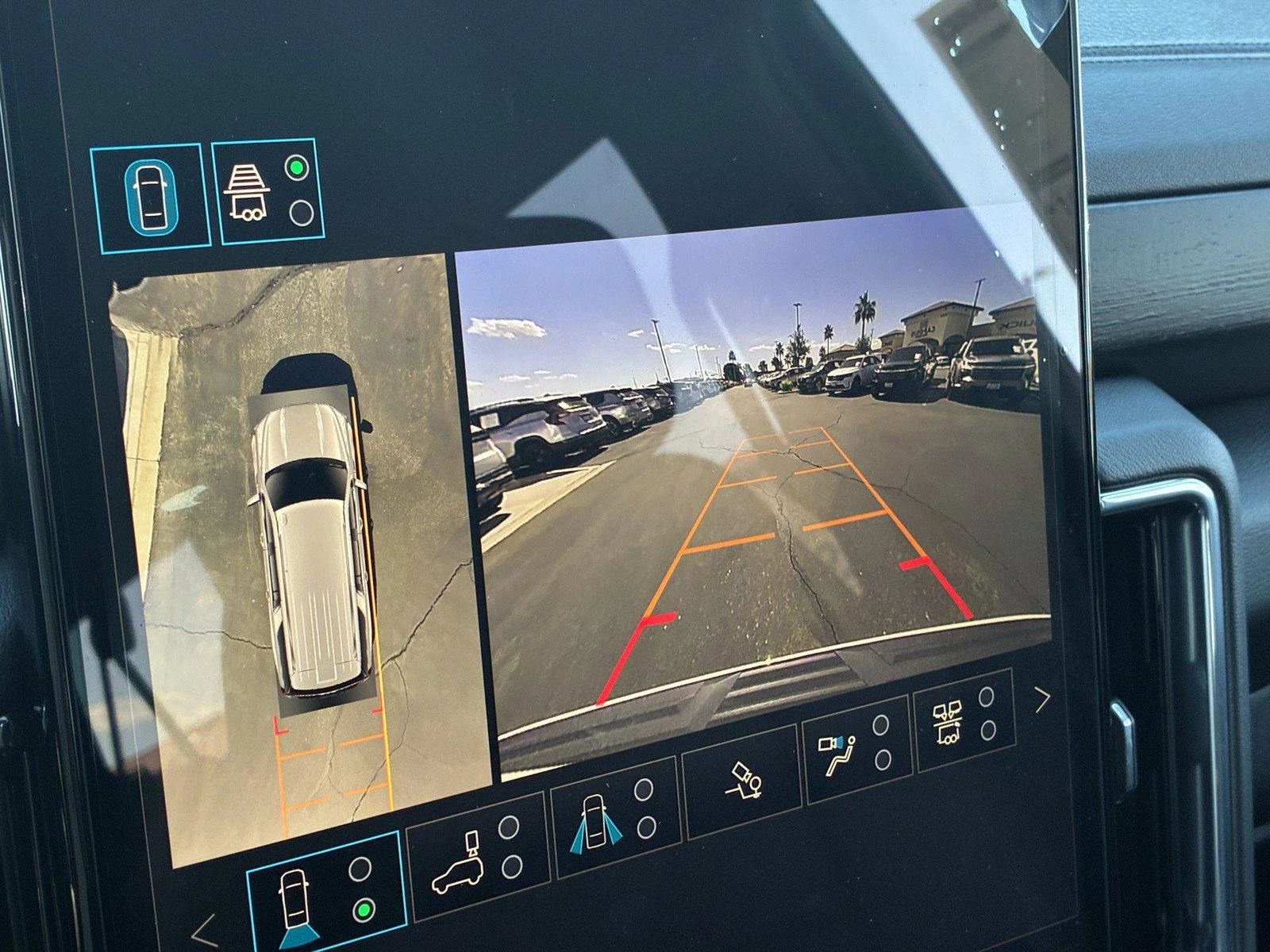 2026 GMC Yukon XL Denali - Photo 26