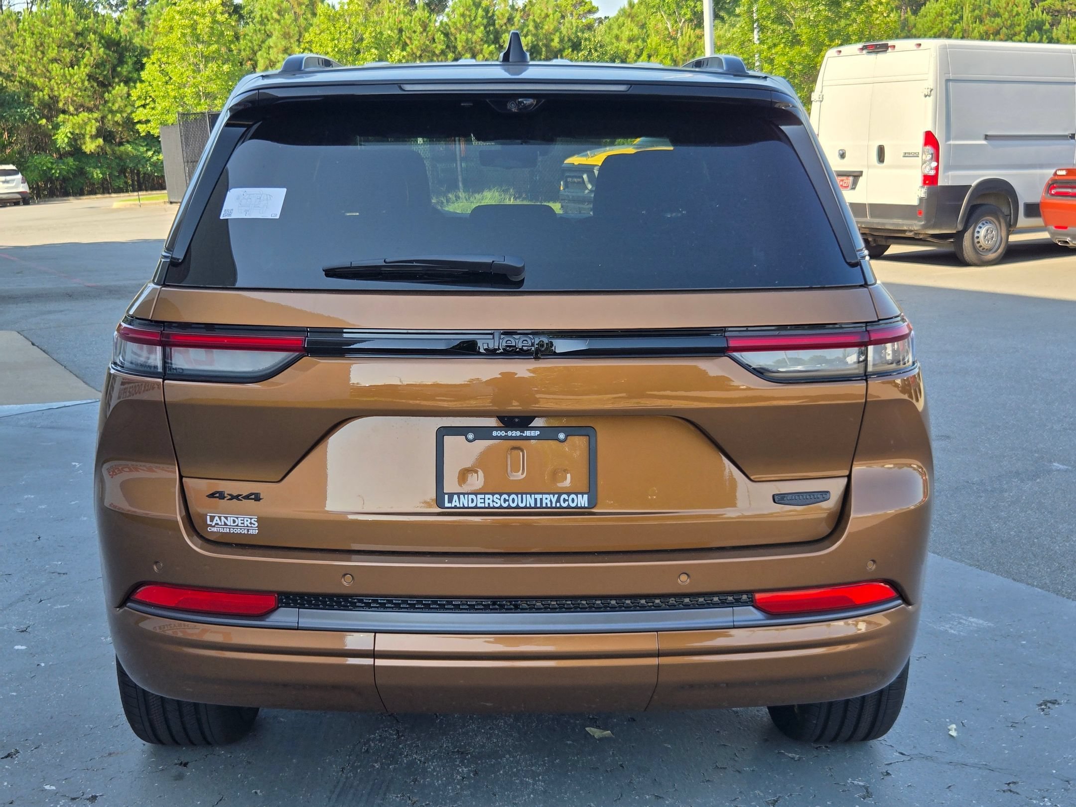 New 2026 Copper Shino Metallic Clear-Coat Exterior Paint Jeep Summit image 6