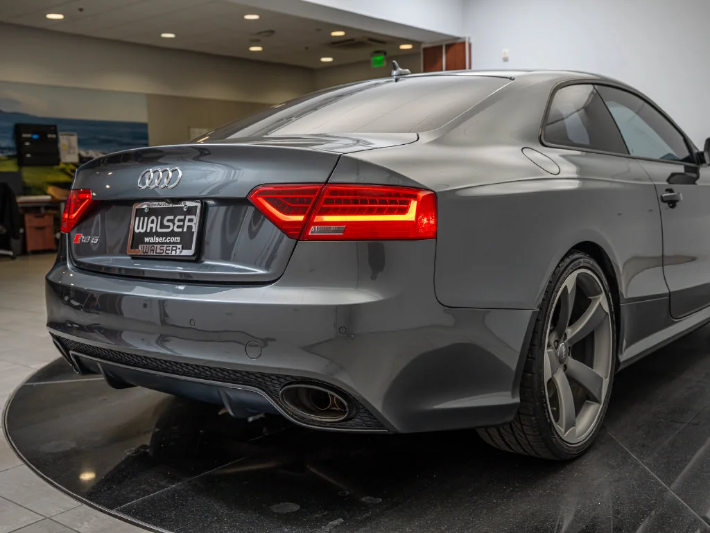 Used 2013 Daytona Gray Pearl Audi 4.2 image 16