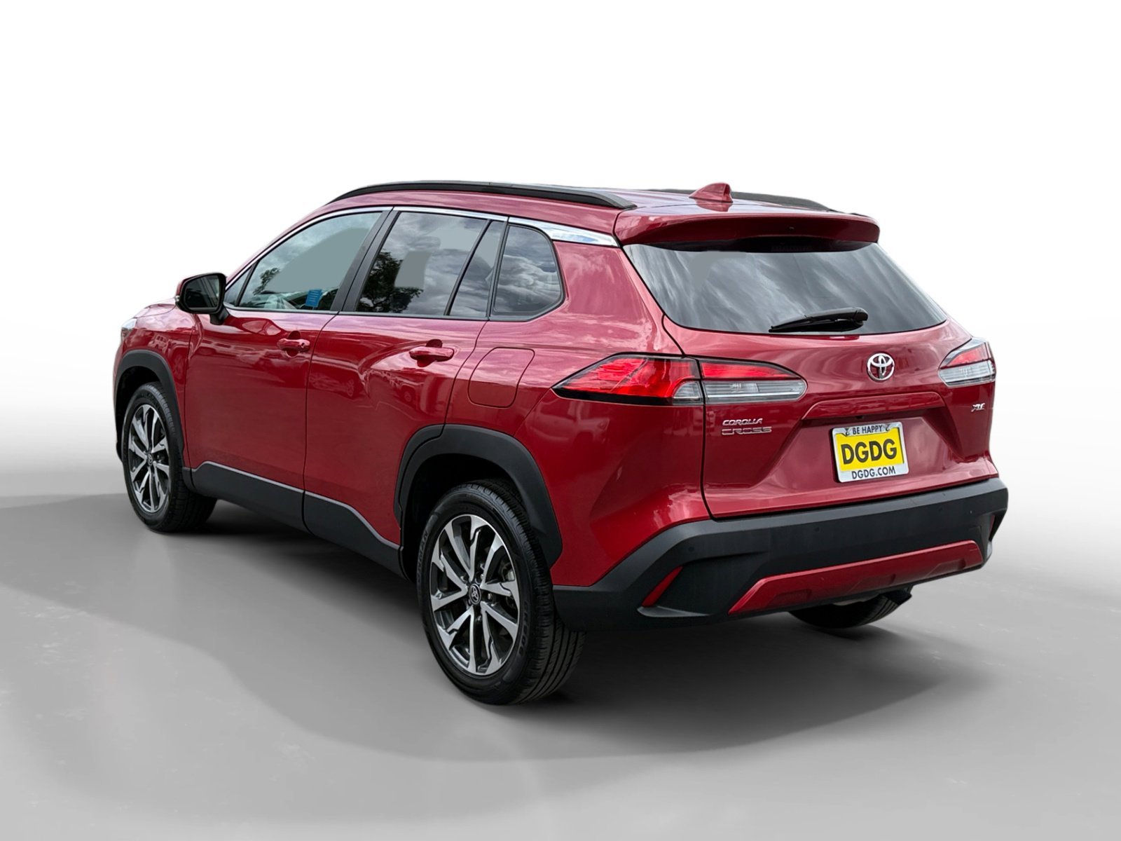 Used 2024 Barcelona Red Metallic Toyota XLE image 3