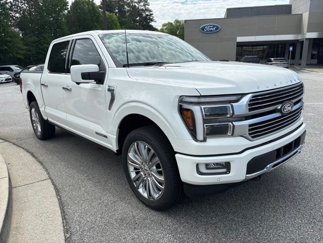 New 2026 Star White Metallic Tri-Coat Ford Platinum image 2