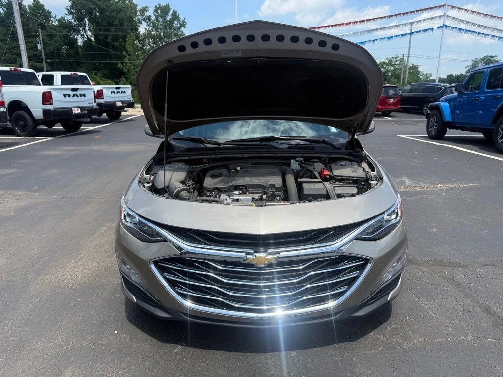 Used 2024 Gray Chevrolet LT image 53