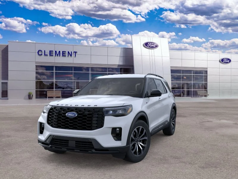 New 2026 Space White Metallic Ford ST-Line image 2