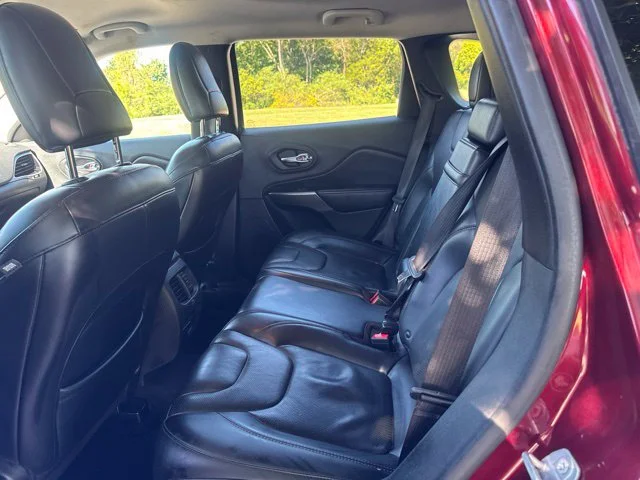 Used 2019 Red Jeep Limited image 13