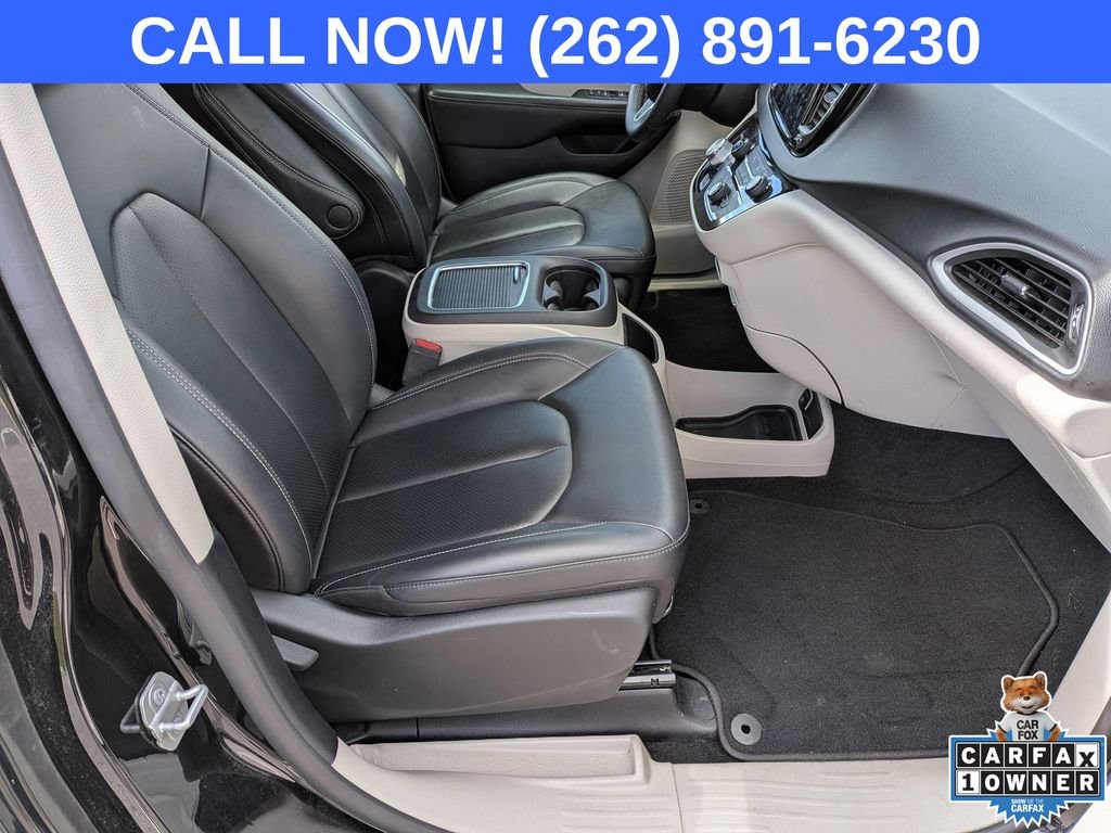2024 Chrysler Pacifica Touring L - Photo 30