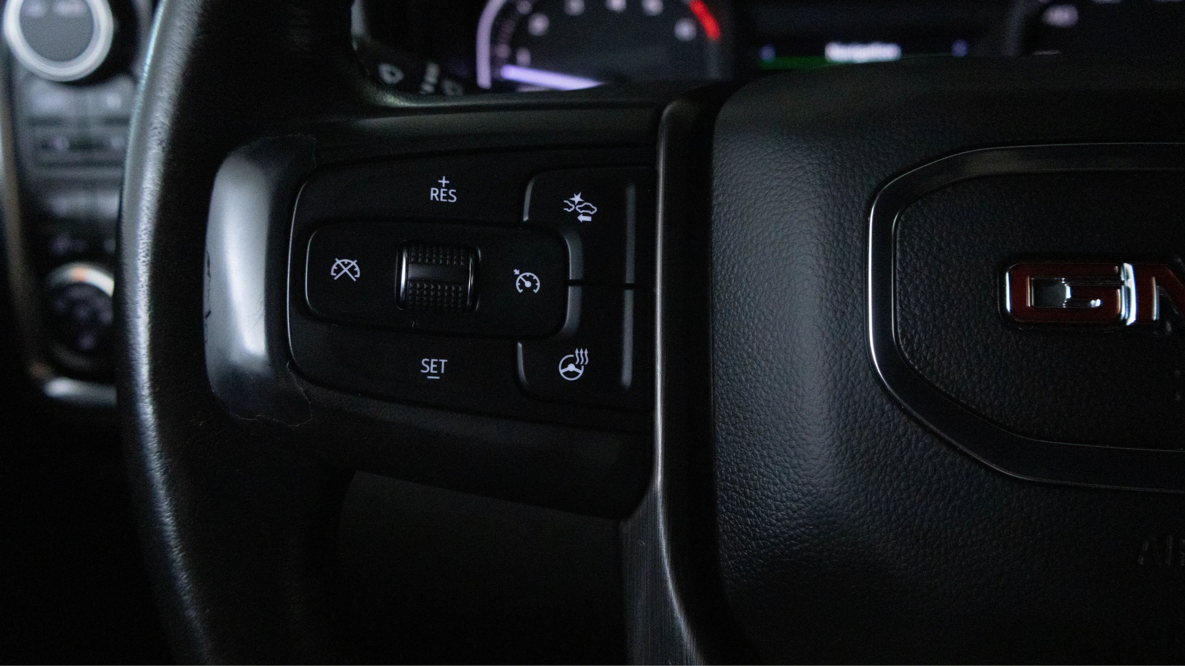 Used 2021 Onyx Black GMC AT4 image 18
