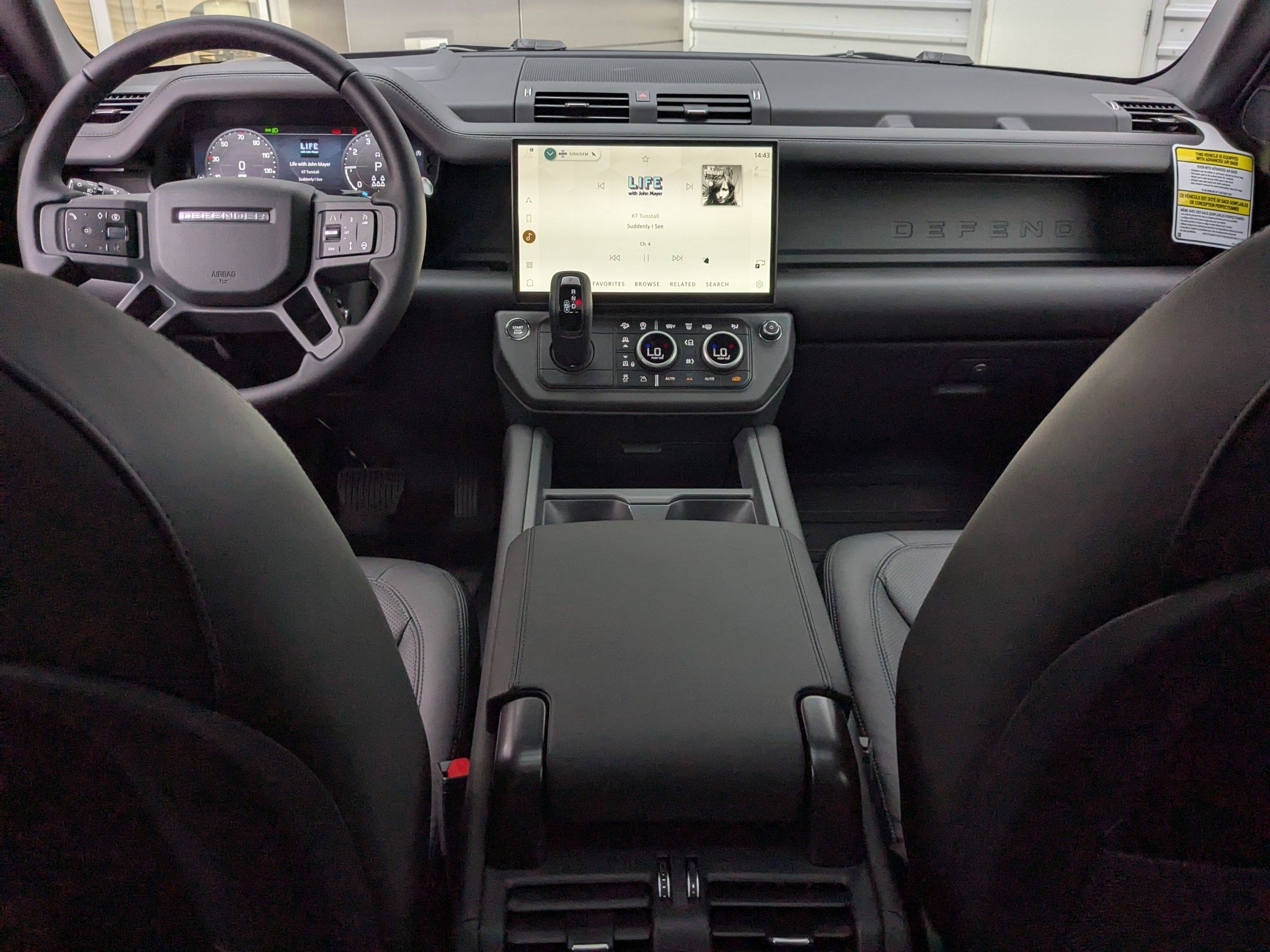 New 2026 Woolstone Green Land Rover P400 X-Dynamic SE image 27