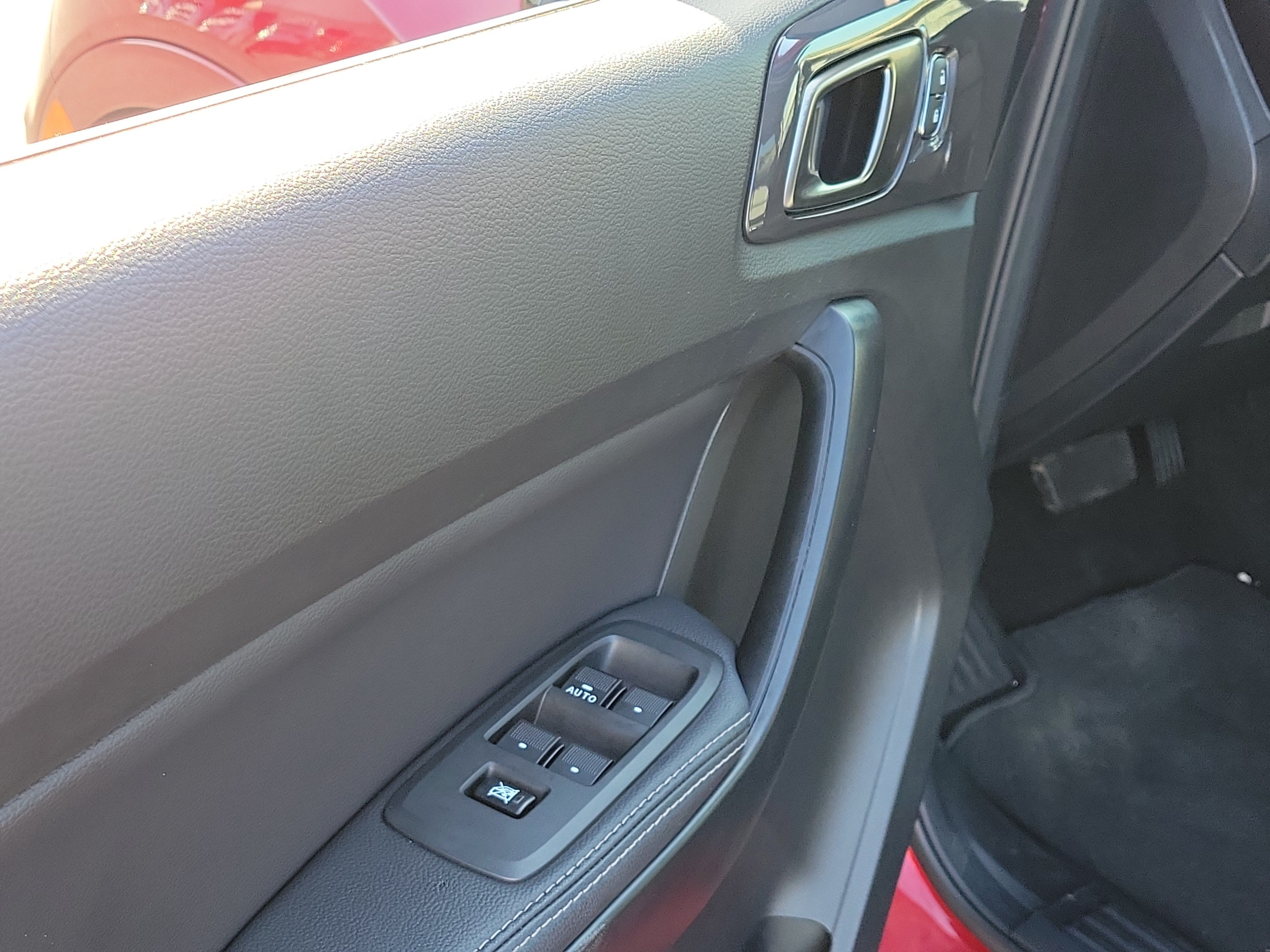 Used 2021 Red Metallic Ford Lariat image 19