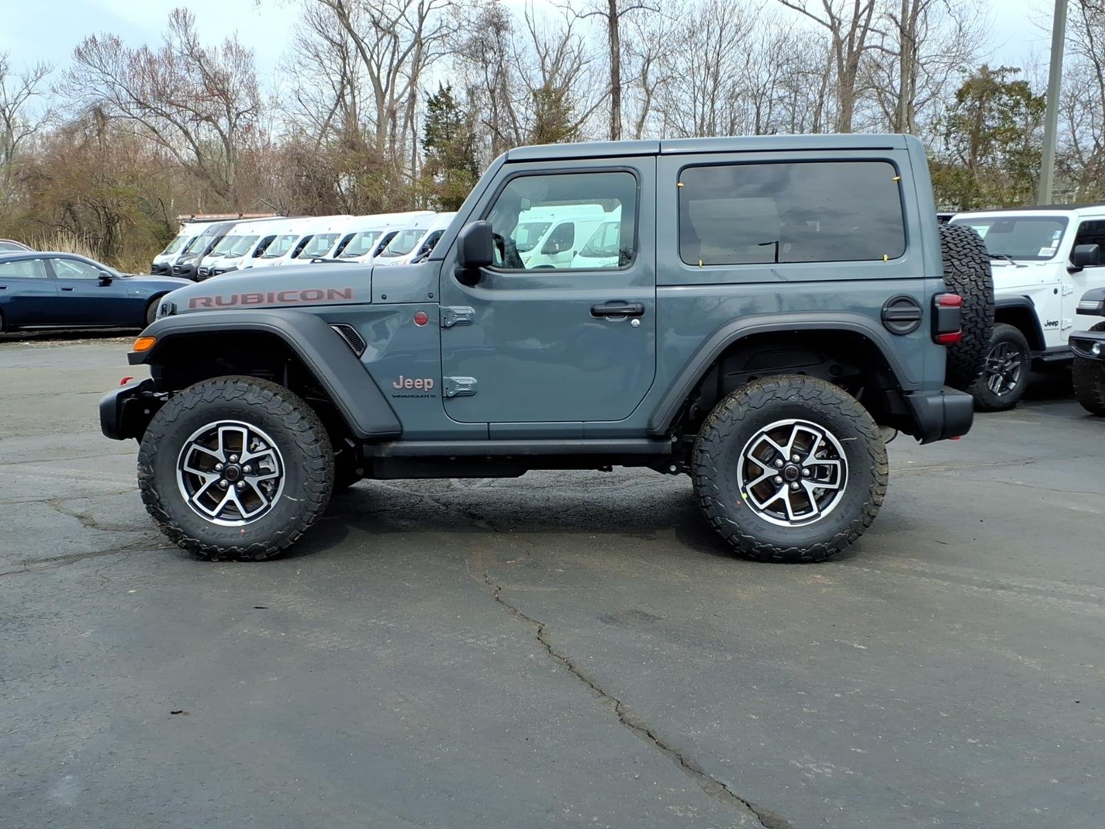 New 2026 Anvil Clear-Coat Exterior Paint Jeep Rubicon image 6