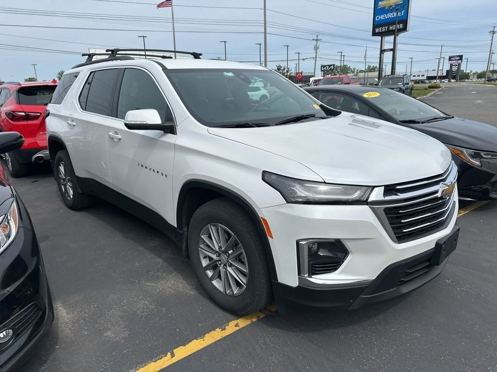 2023 Chevrolet Traverse AWD 1LT's photo