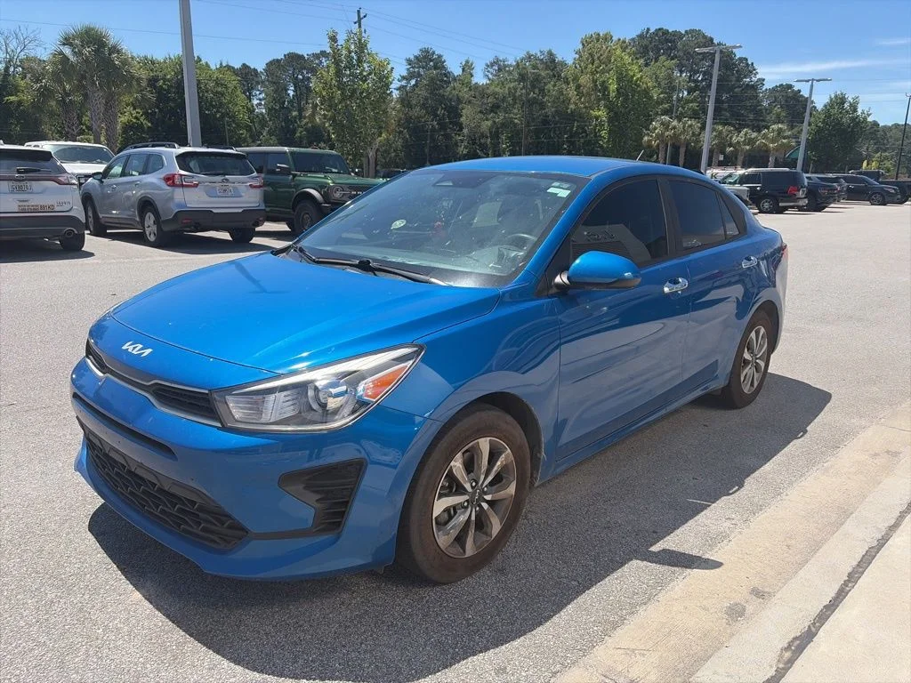 2023 Kia Rio S iVT's photo
