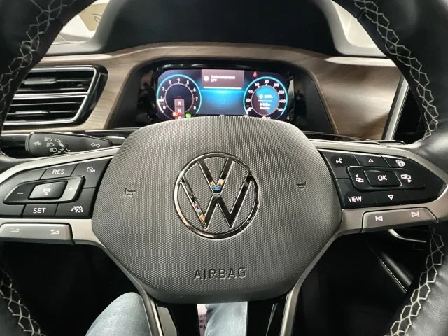2024 Volkswagen Atlas SE w/Tech - Photo 11