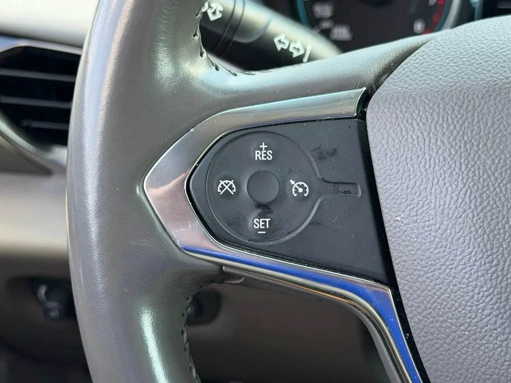 Used 2019 SATIN STEEL METALLIC Chevrolet LT Cloth image 31