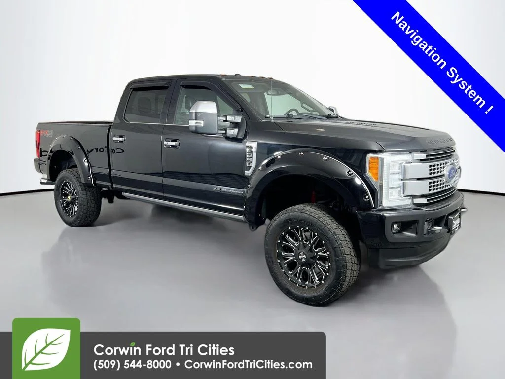 2017 Ford F-250 Platinum 4x4 Crew Cab 160 in's photo