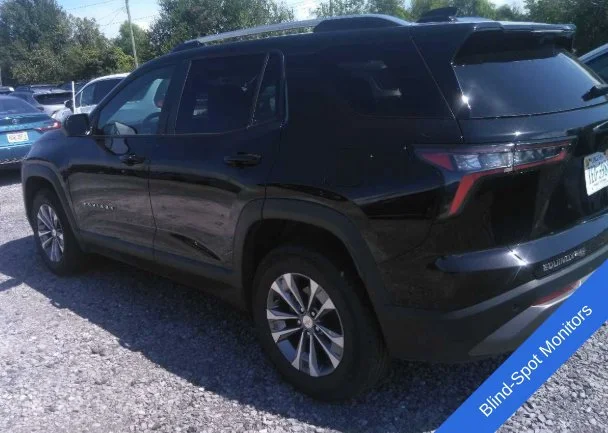 Used 2025 Mosaic Black Metallic Chevrolet LT image 6