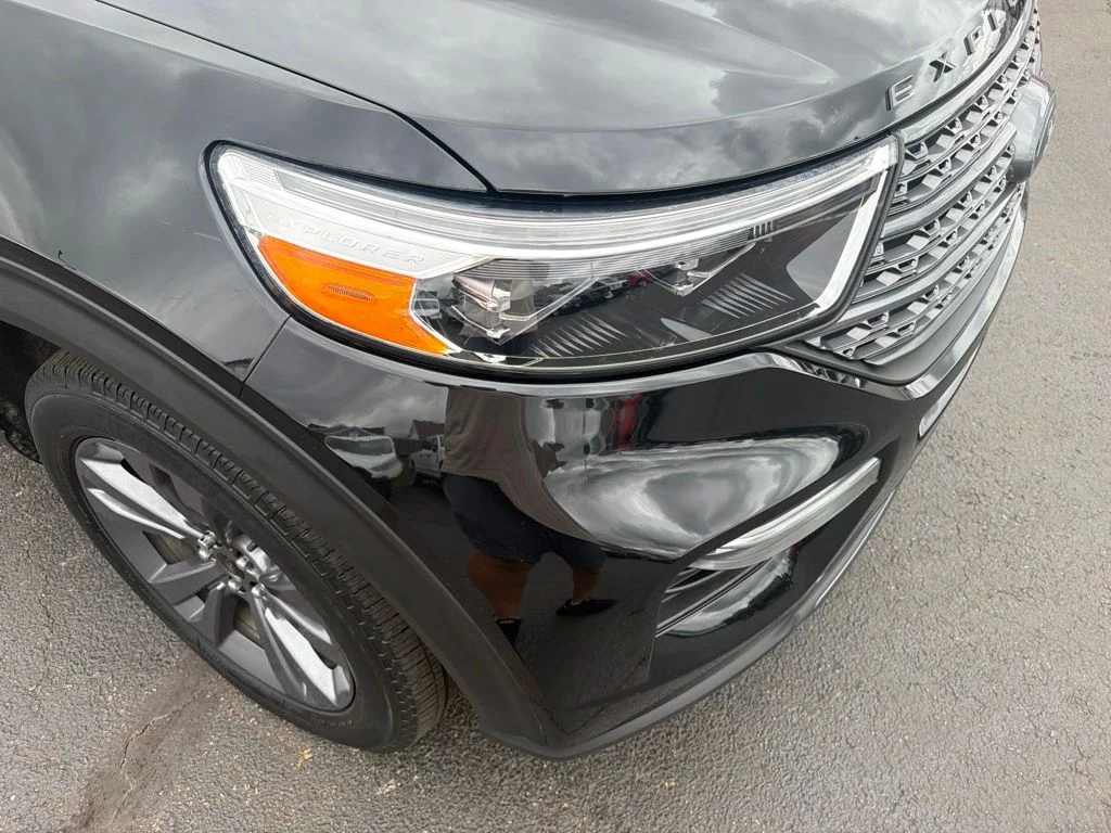 Used 2023 Black Ford XLT image 10