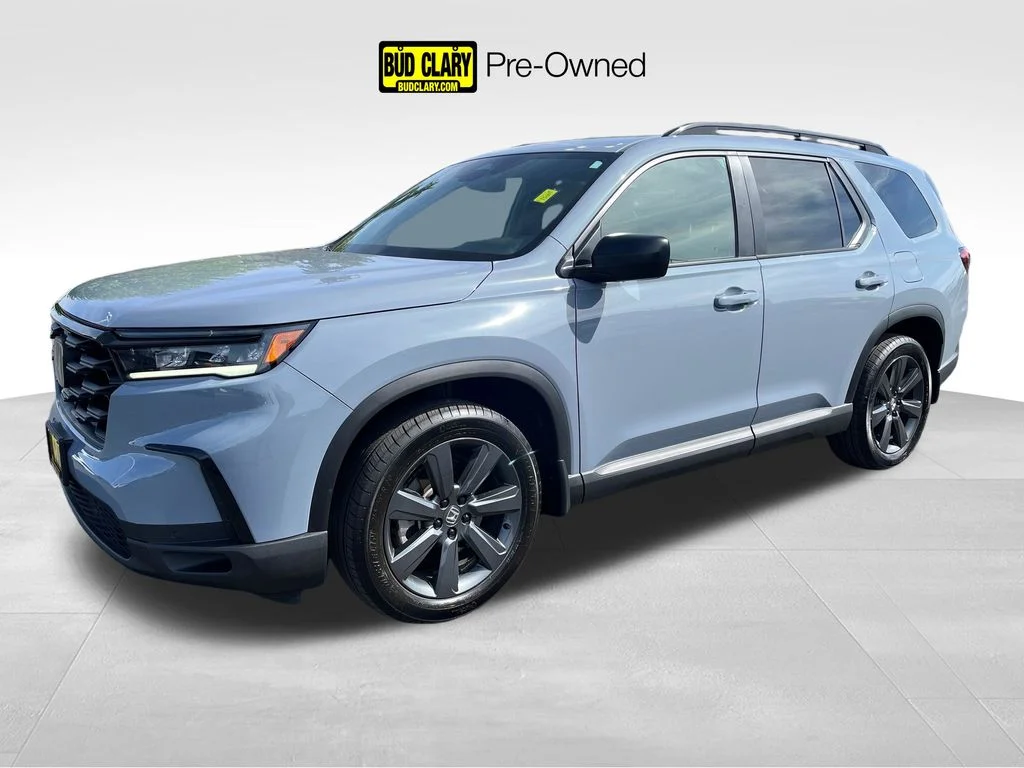 2025 Honda Pilot Sport AWD's photo