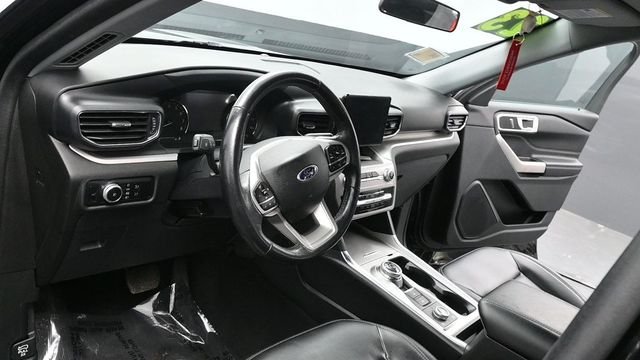 Used 2023 Black Ford XLT image 23