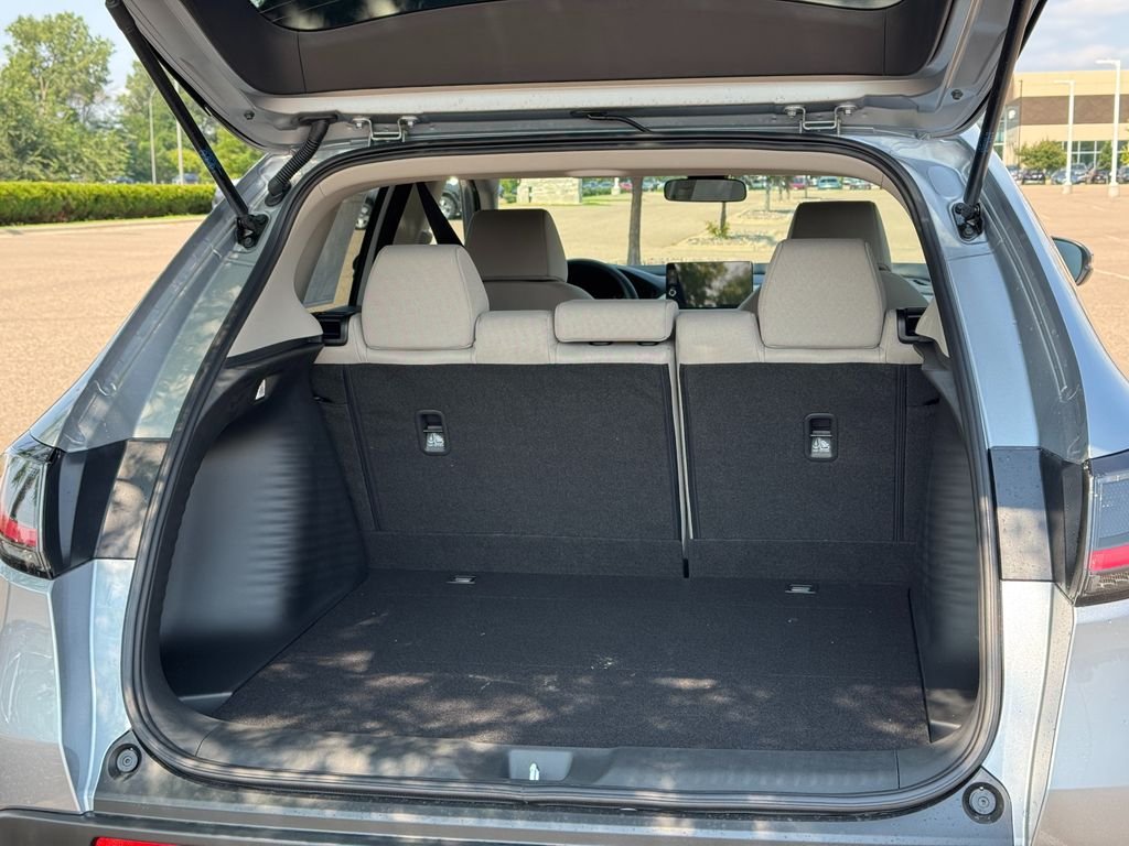 New 2027 Solar Silver Metallic Honda LX AWD image 20