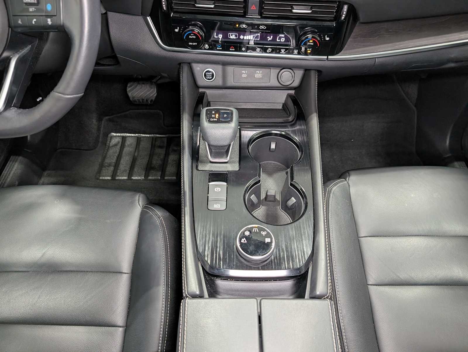 Used 2021 Gun Metallic Nissan SL image 13