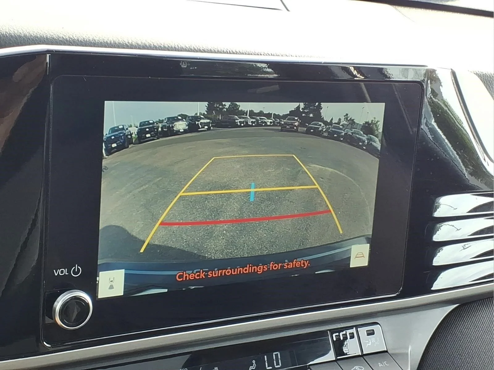 Certified Used 2025  Toyota LE image 15