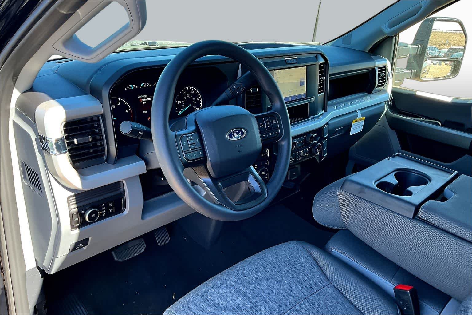 2026 Ford F-250 Super Duty XL - Photo 8