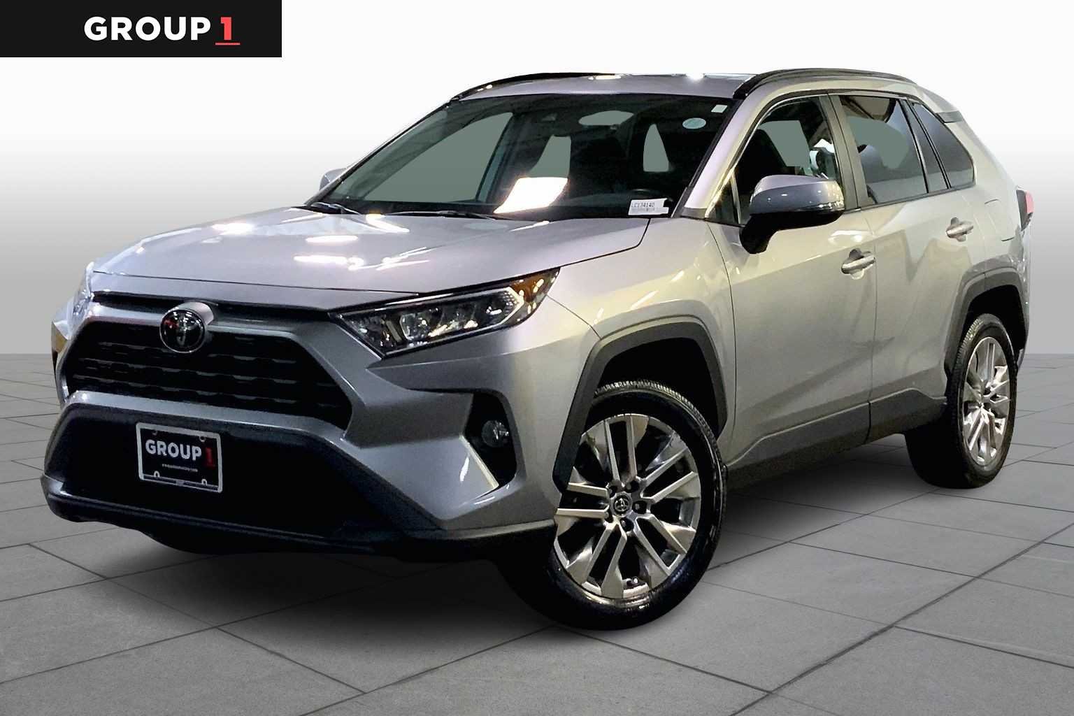 2020 Toyota RAV4 XLE Premium