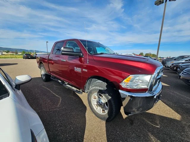 Used 2016 Delmonico Red Pearlcoat Ram Tradesman image 4