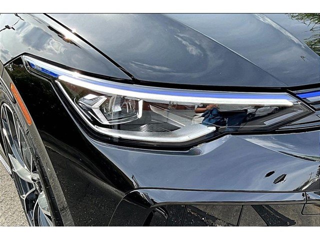 New 2026 Mythos Black Metallic Volkswagen 2.0T image 30