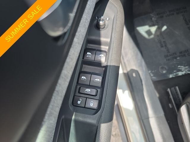 Certified Used 2024 White Jeep Latitude image 14