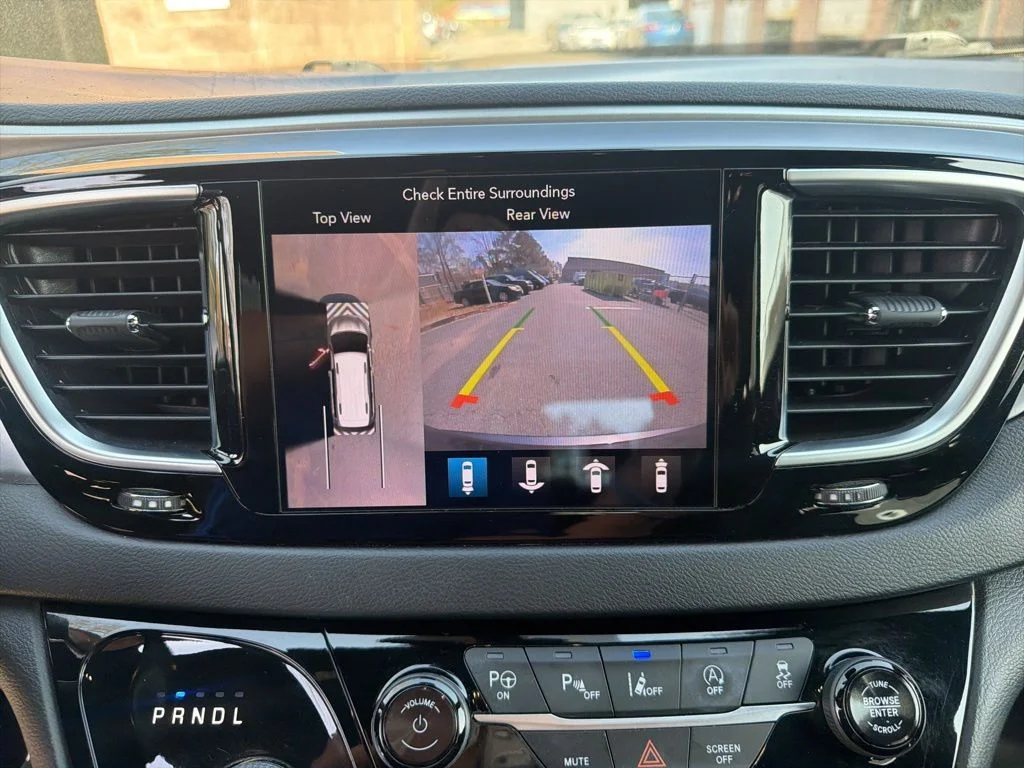 Used 2019 Gray Chrysler Touring L image 19