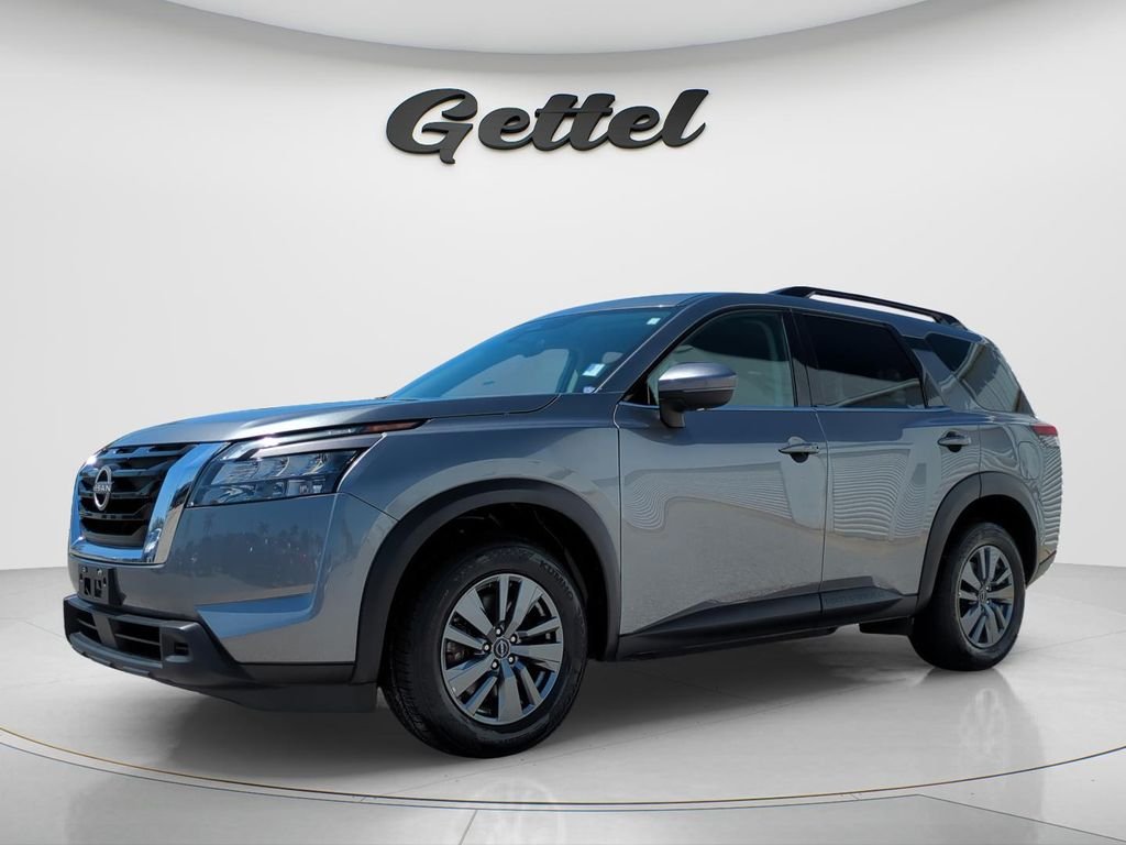 2025 Nissan Pathfinder SV 4WD's photo