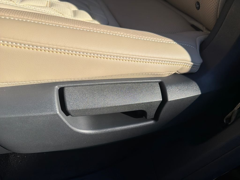 New 2026 Nissan Armada Platinum 4D Sport Utility